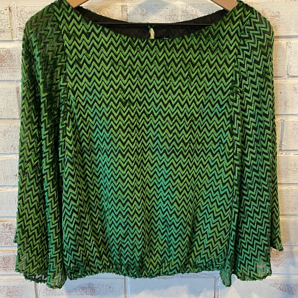 ALICE + OLIVIA | Eclectic shirt with elastic waist. Size XS. SILK, Rayon Poly.